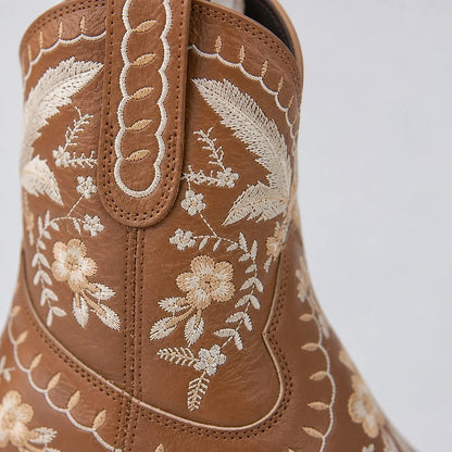 Botas Vaqueras de Tobillo Bordadas