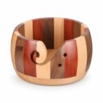 Cuenco para ovillos de madera a franjas