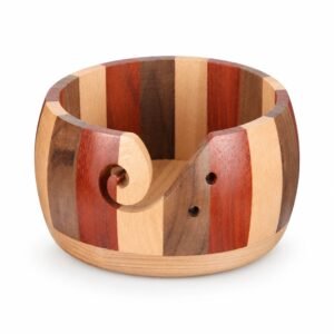 Cuenco para ovillos de madera a franjas