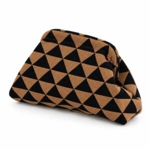 Clutch de triángulos negro y camel