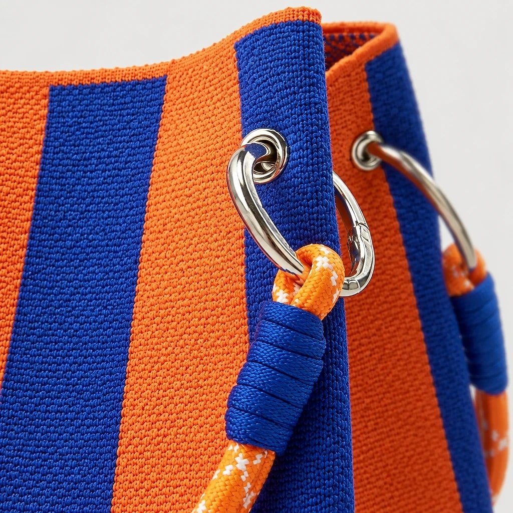 Bolso de Punto Rayas Naranja y Azul