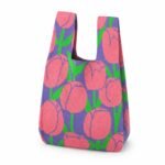 Bolso de mano morado con tulipanes rosas