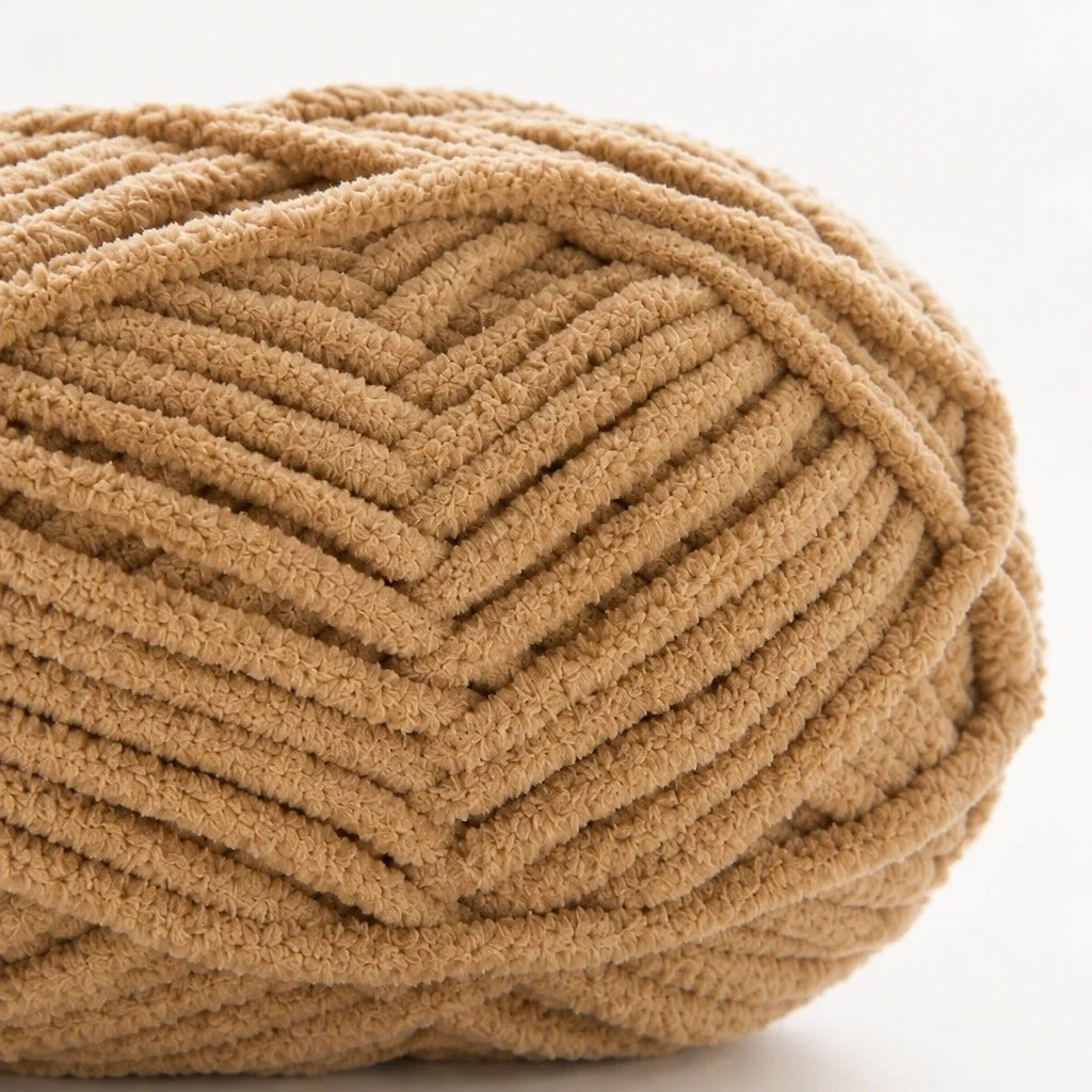 Hilo de Chenilla Camel 50g