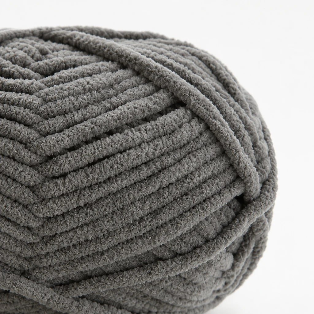 Hilo de Chenilla Gris 50g
