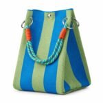 Bolso de mano de rayas azul y verde